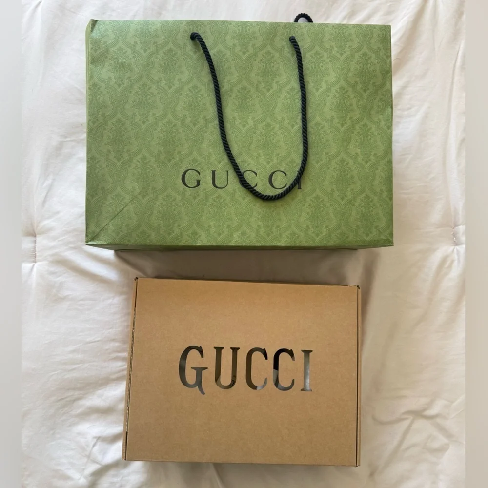 Gucci | Mens Off the grid High Tops Black and Red Tennis 1977 Sneakers